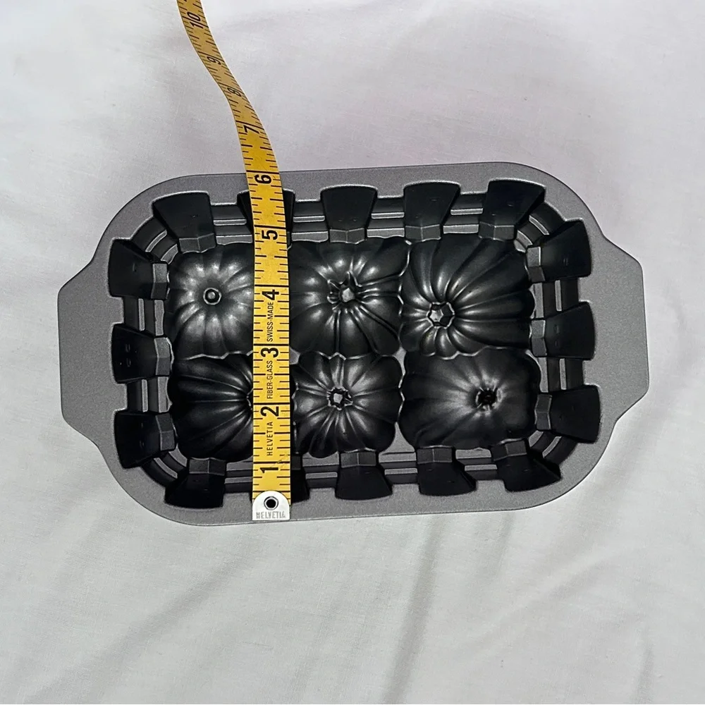 Nordic Ware Pumpkin Loaf Pan